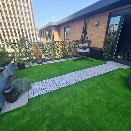 Apartamento Luxury 9Ine Penthouse With Garden & Jacuzzi Birmingam Exterior foto
