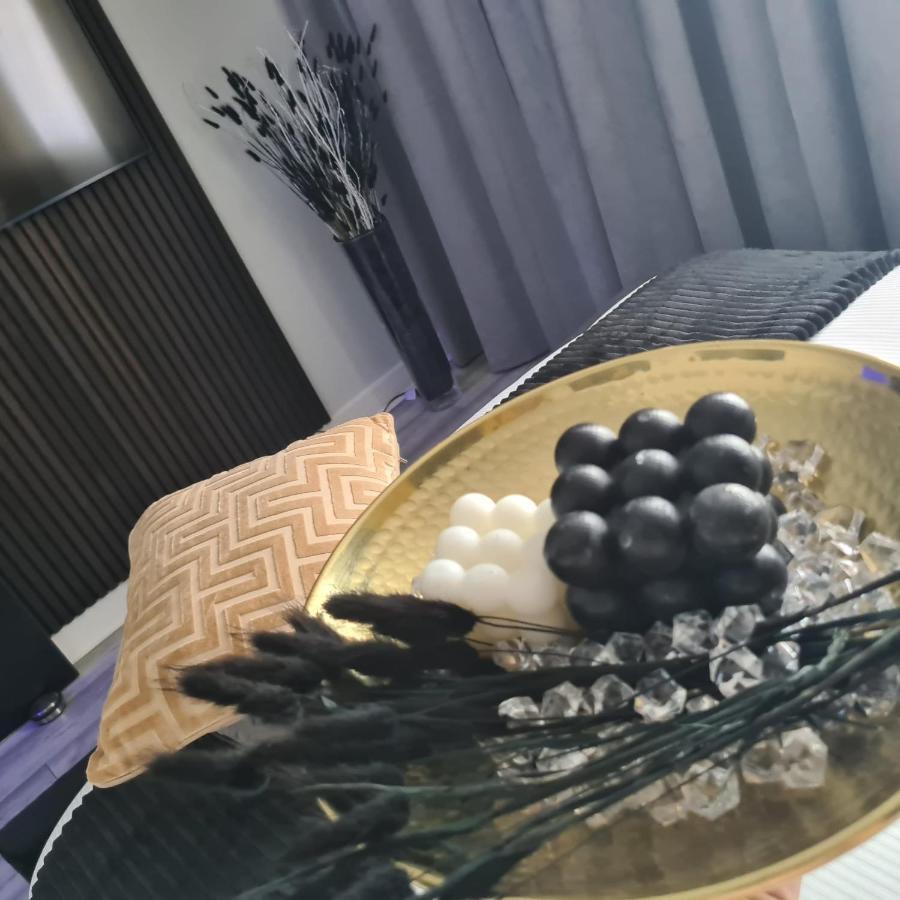 Apartamento Luxury 9Ine Penthouse With Garden & Jacuzzi Birmingam Exterior foto