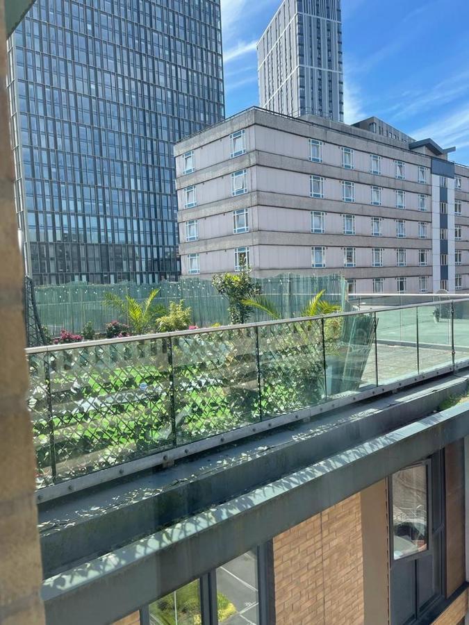 Apartamento Luxury 9Ine Penthouse With Garden & Jacuzzi Birmingam Exterior foto